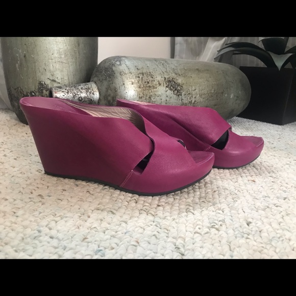 Attilio Giusti Leombruni Pink Leather Slides - Picture 2 of 6